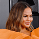 Illustration for article titled Chrissy Teigen Has Returned to Twitter of Her Own Free Will, Unlike the Rest of Us Hostages